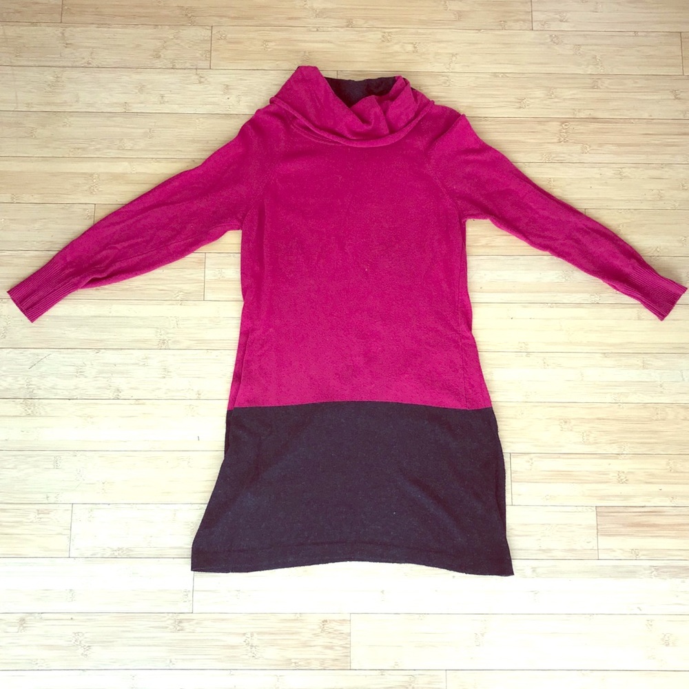 Viriato Turtleneck Dress Size Large